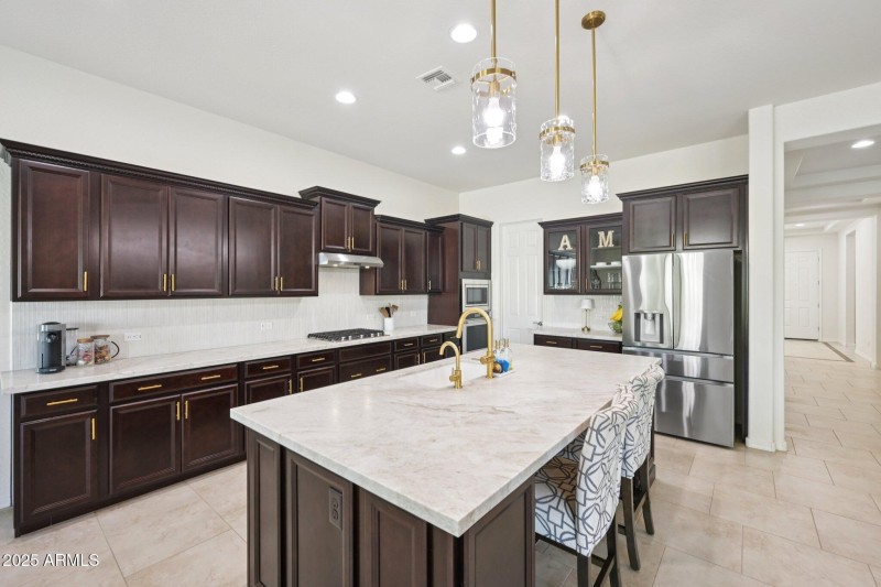 15-web-or-mls-N 161st Ave-S3009-015