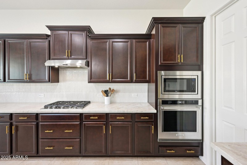 20-web-or-mls-N 161st Ave-S3009-020