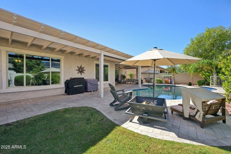 49-web-or-mls-N 161st Ave-S3009-049