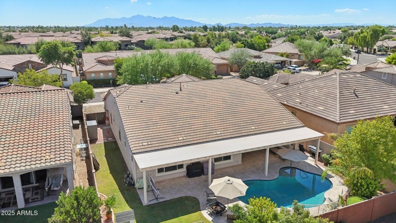 64-web-or-mls-N 161st Ave-S3009-064