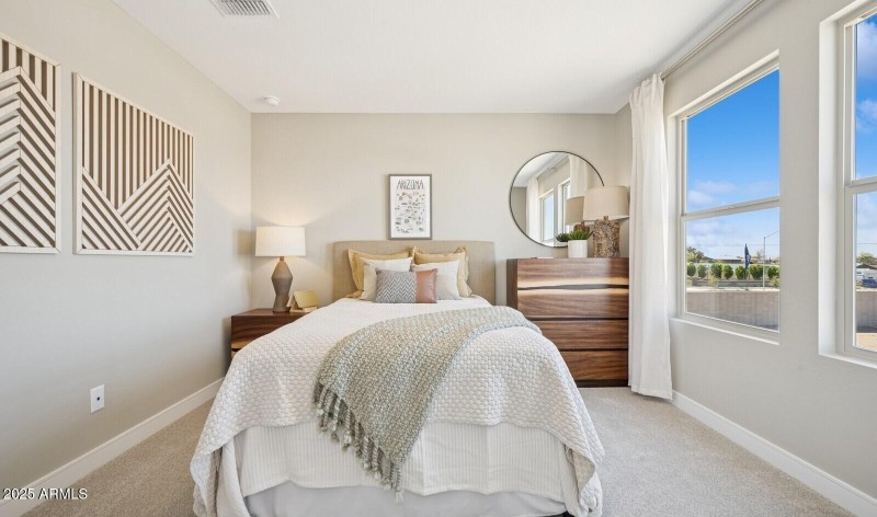 173111_Manor at Legacy Place_Hampton_Bed