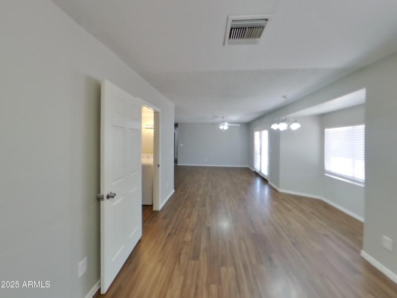 5_pc_QIRtFBxtwA_GhD0FHIG8f_layout_1