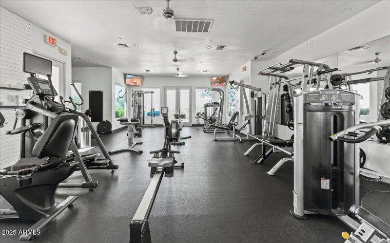 11490 Community workout facility