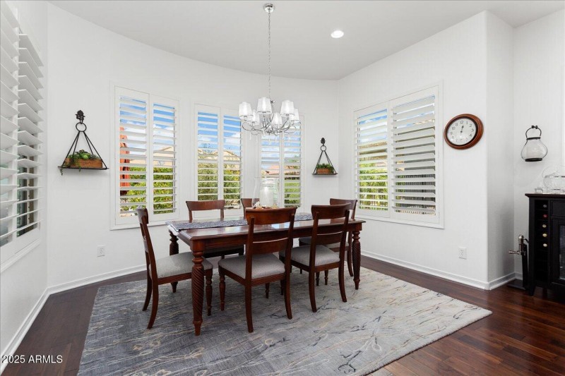 11-27052 W Oraibi Dr