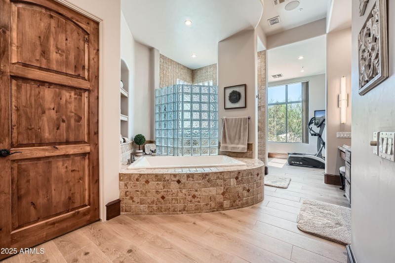 29694 N 105th Way - MLS Sized - 020 - 38