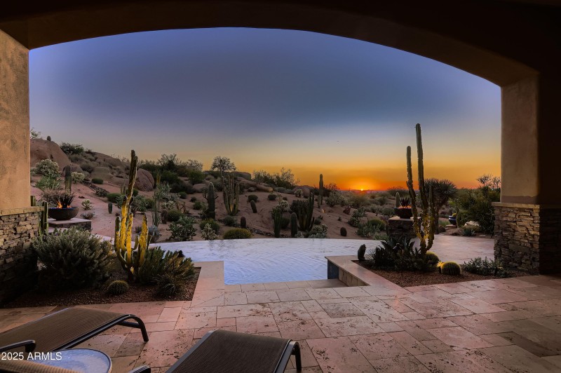 29694 N 105th Way - MLS Sized - 008 - 10