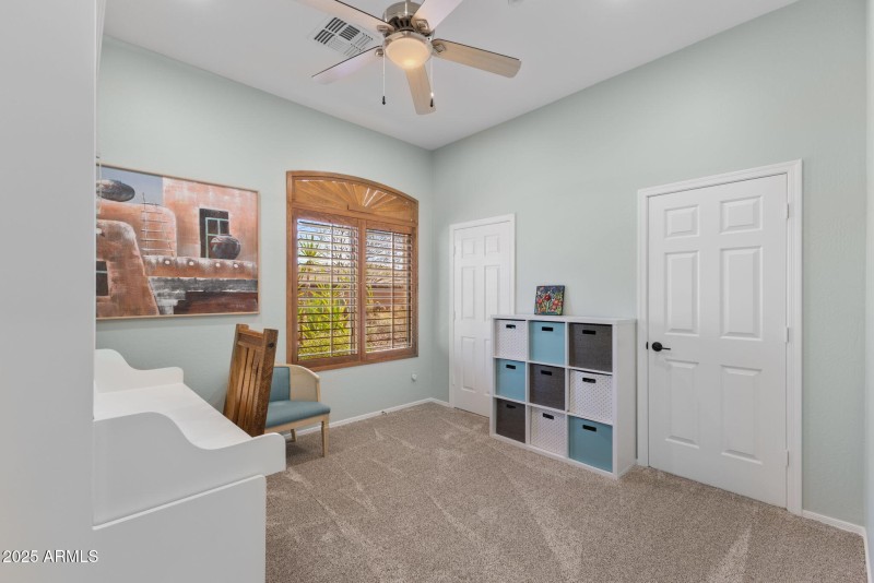 41802 N BRIDLEWOOD WAY