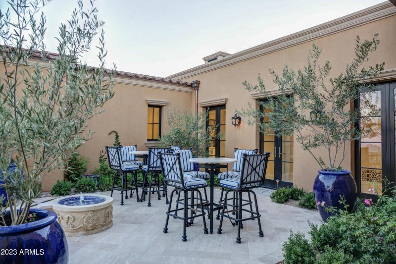 Enclosed Olive Garden