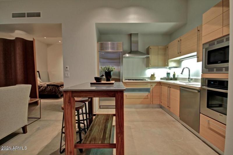 20190213163145289932000000-o