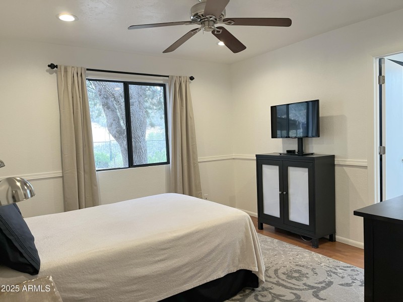 Master-Bedroom-2-2-scaled