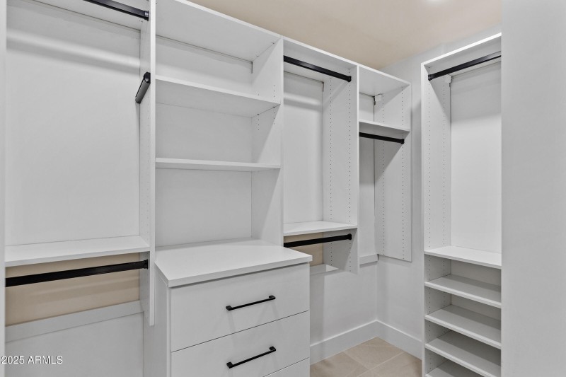 8436 N Vía Linda-24