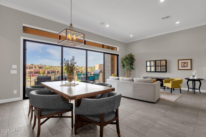 021_Retractable Glass Doors Closed