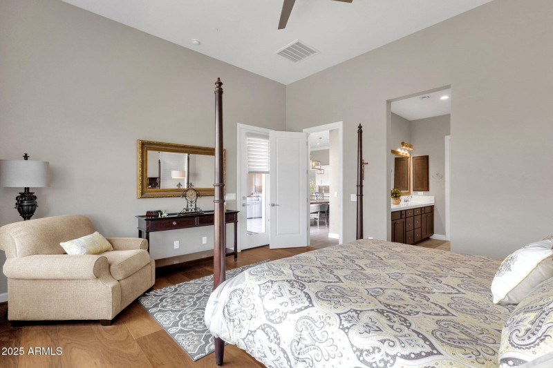 027_Primary Bedroom III