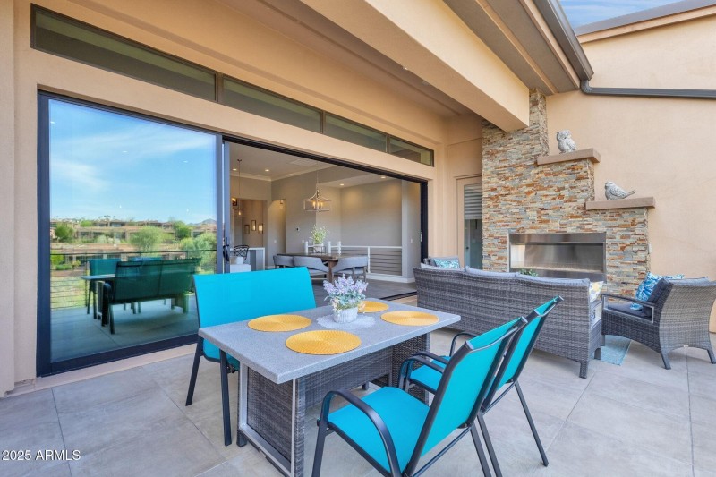 050_Balcony Patio II