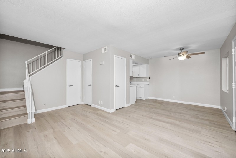 02-286-W-Palomino-Dr-147-2