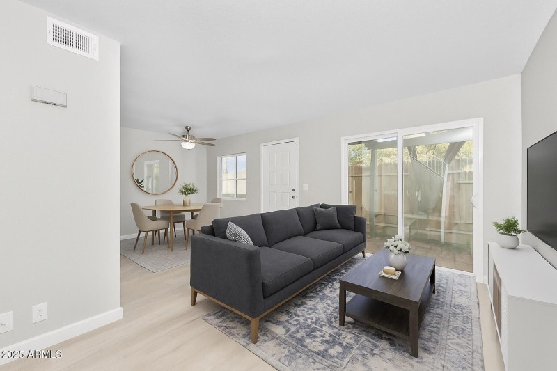 20-286-W-Palomino-Dr-147-21