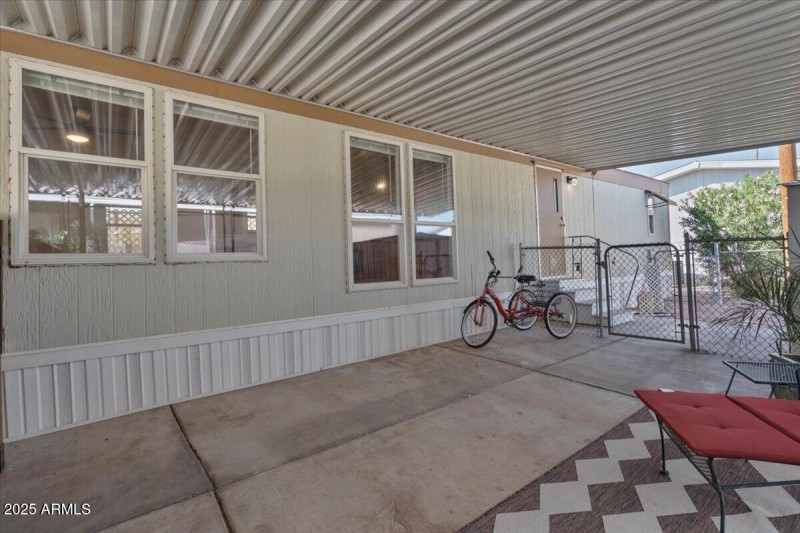 Outdoor sitting area