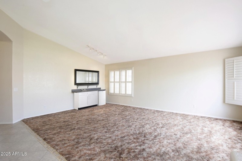 thumbnail_Marconi Ave REPLACEMENT (13)