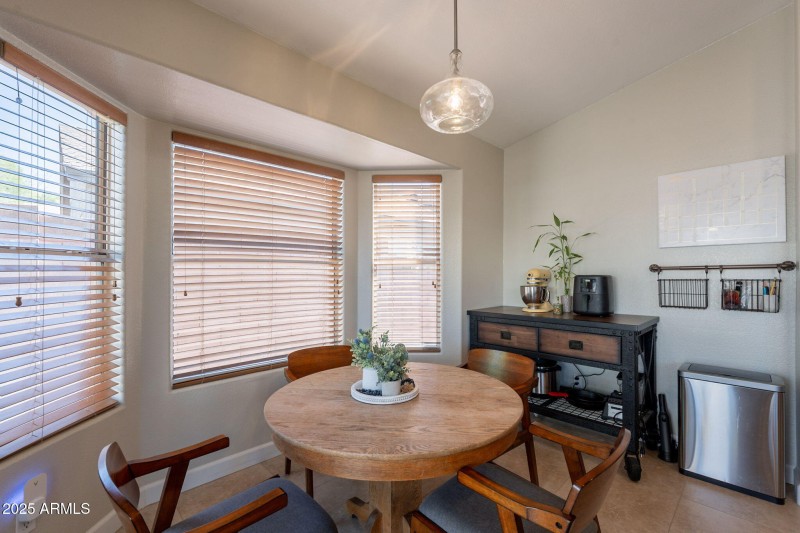 Breakfast Nook @ Kithchen