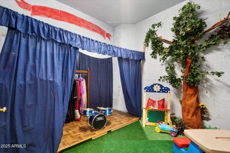 kids play room