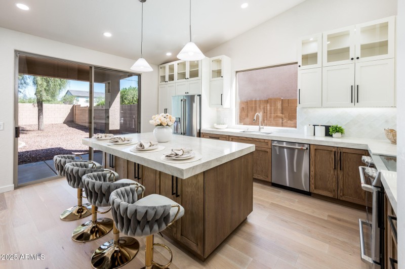 5106 E Wallace Ave - MLS-21