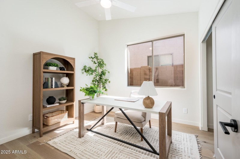 5106 E Wallace Ave - MLS-33