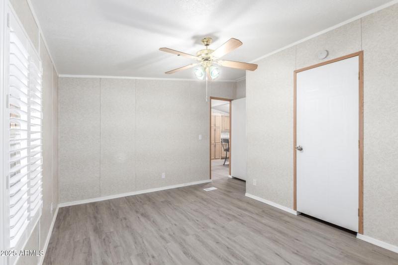 Large seconday bedrooms