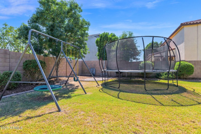 37-web-or-mls-P1315007