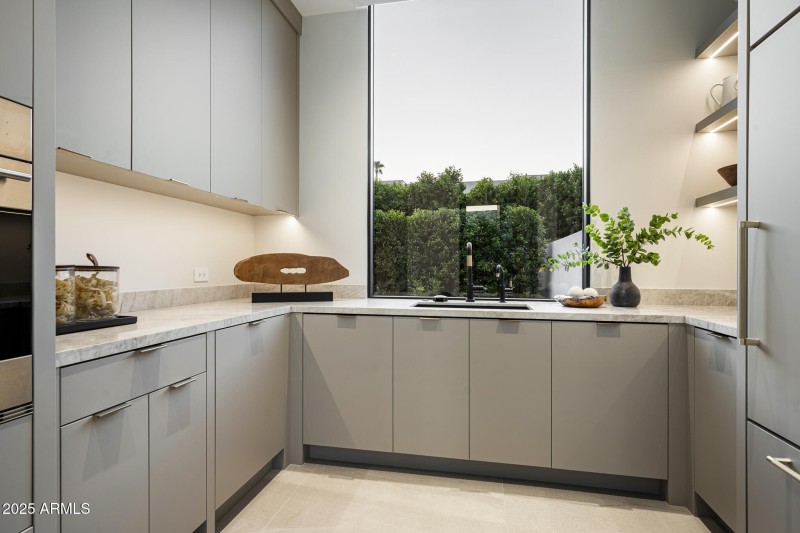 6911 E Jackrabbit Rd PV TopPics-26