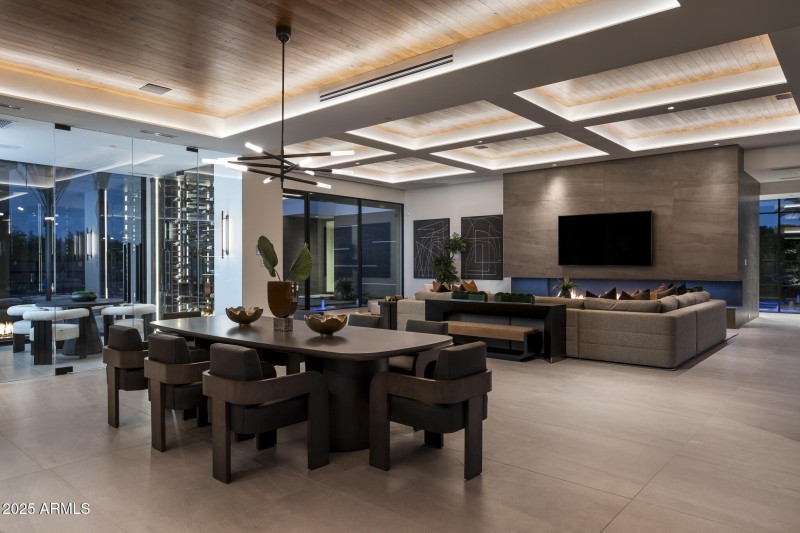 6911 E Jackrabbit Rd PV TopPics-27