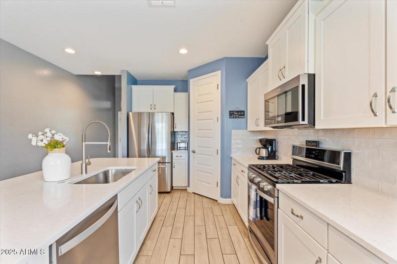 Kitchen 2