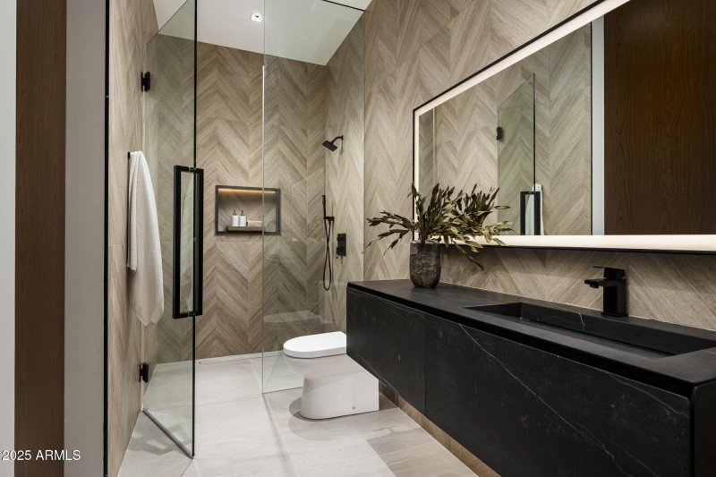 6911 E Jackrabbit Rd PV TopPics-45