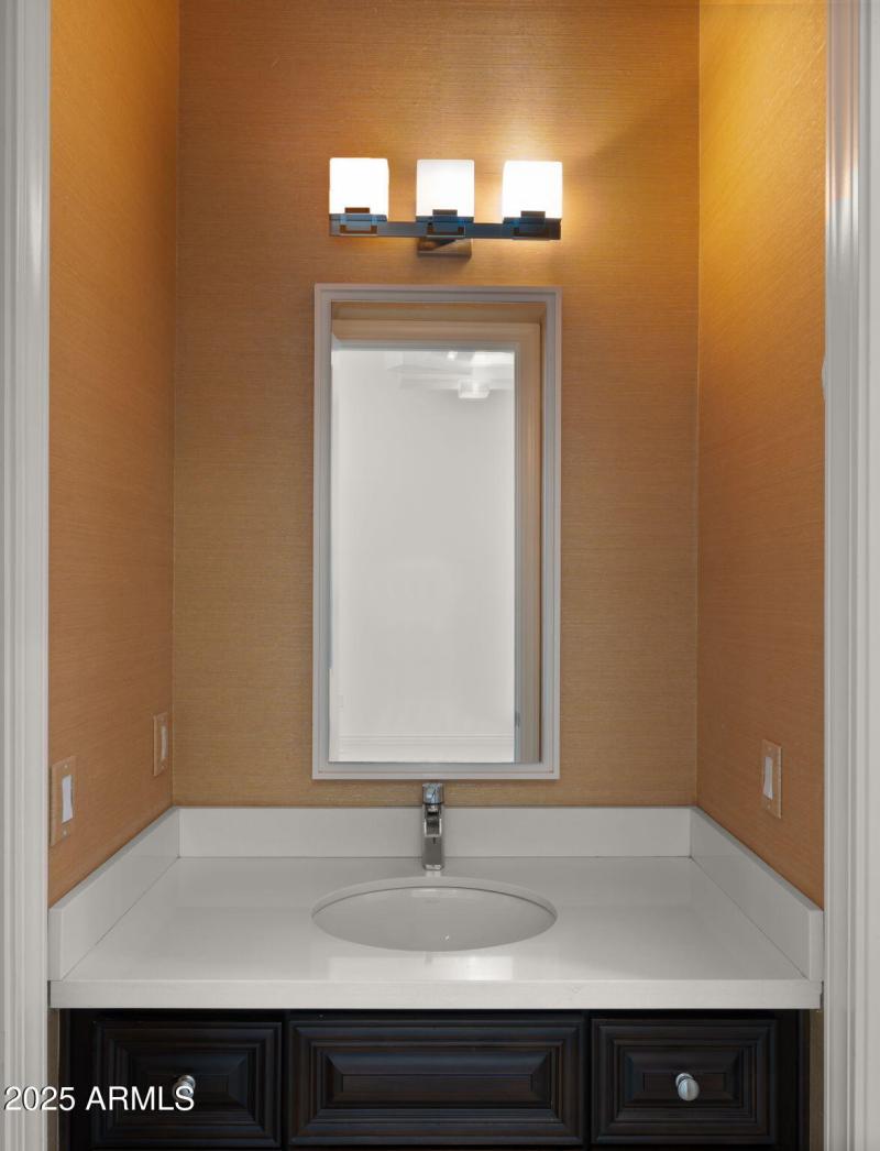 43-web-or-mls-EnSuite Bedroom One3