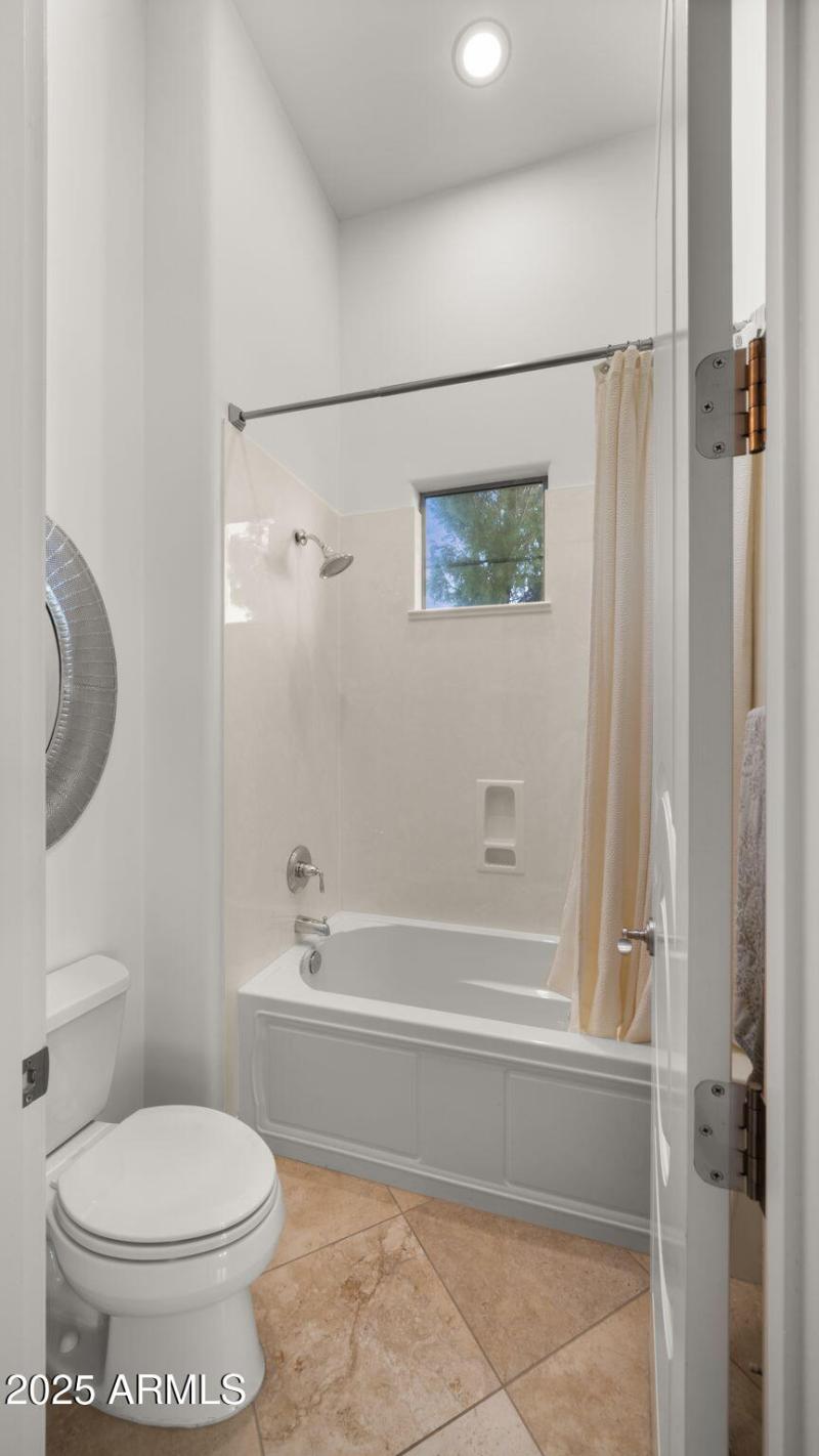 44-web-or-mls-EnSuite Bedroom One4