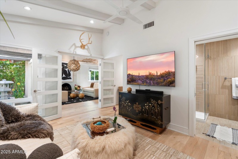 Dedicated Office / Bonus Room