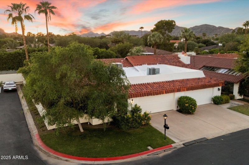 Desirable Premium Corner Lot