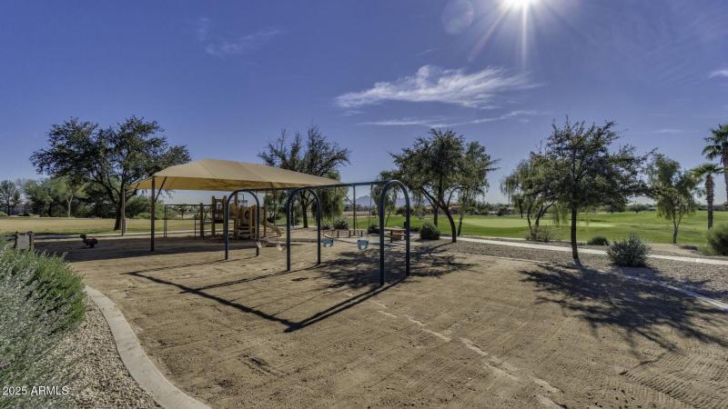 20181214235359670205000000-o