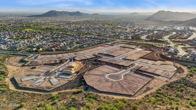 1-web-or-mls-6794-w-spur-dr