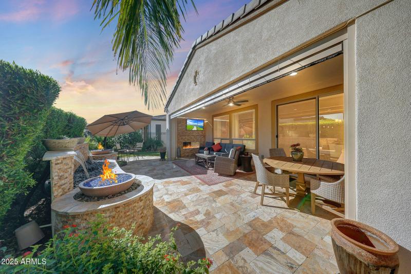 Multiple Fire Features