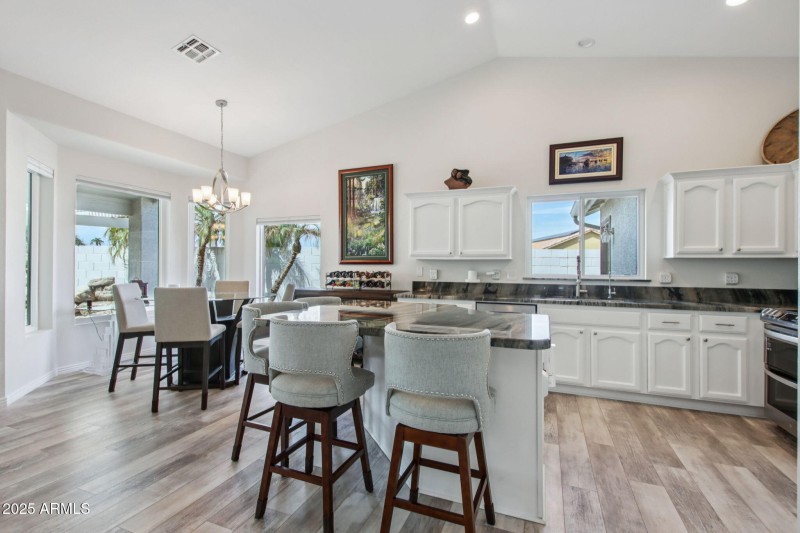 11-web-or-mls-N 148th Dr-S1909-009