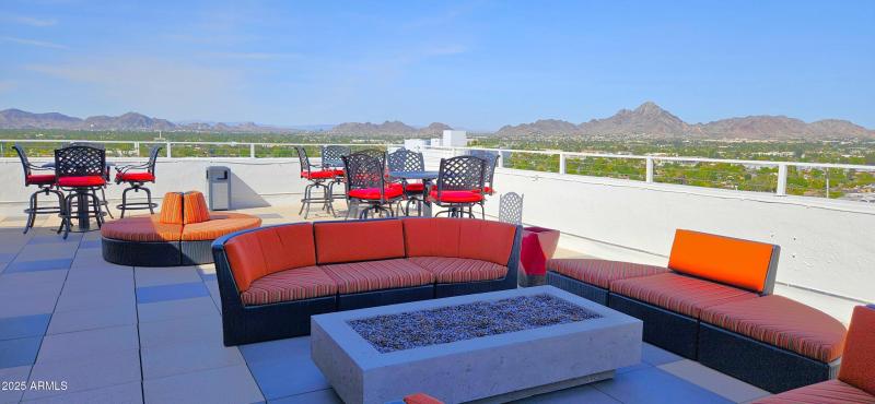 Roof Top Community Lounge