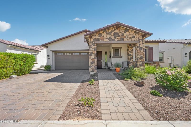 1-web-or-mls-N 205th Gln-S0110-001