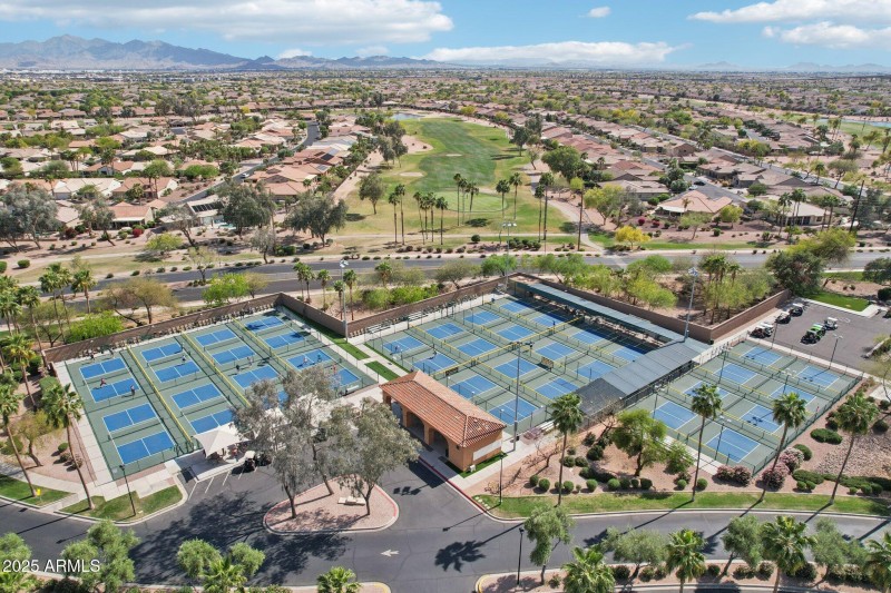 75-web-or-mls-W La Reata Ave-04042025-91