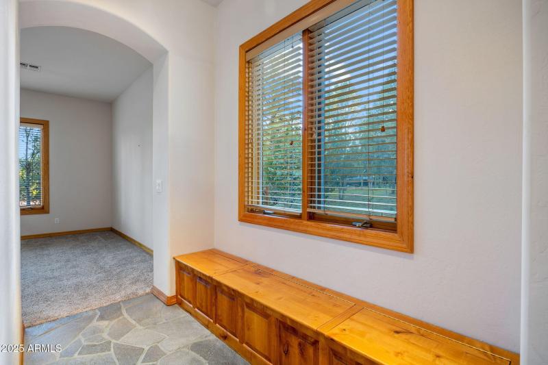 2758JaguarCir-Heber-AZ-20