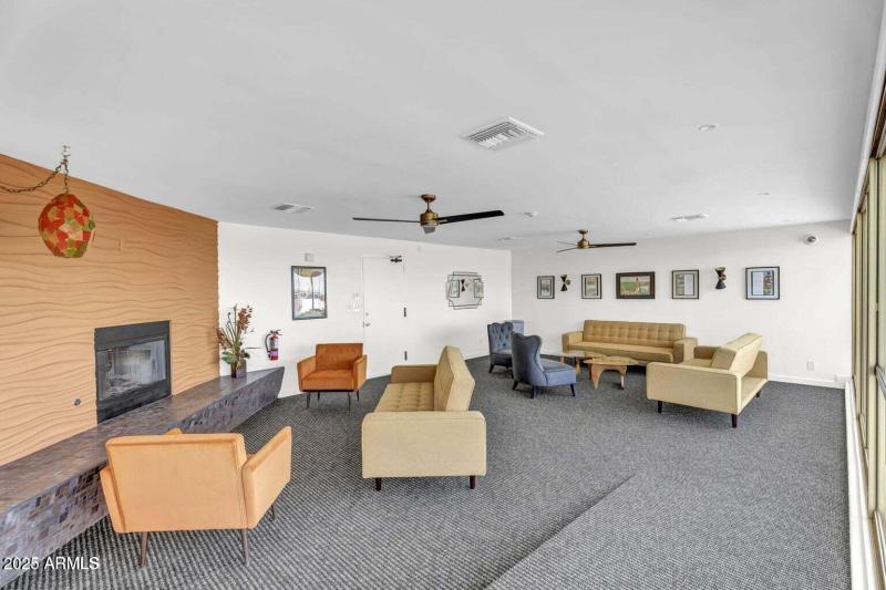 Roof Top Indoor Loung 01