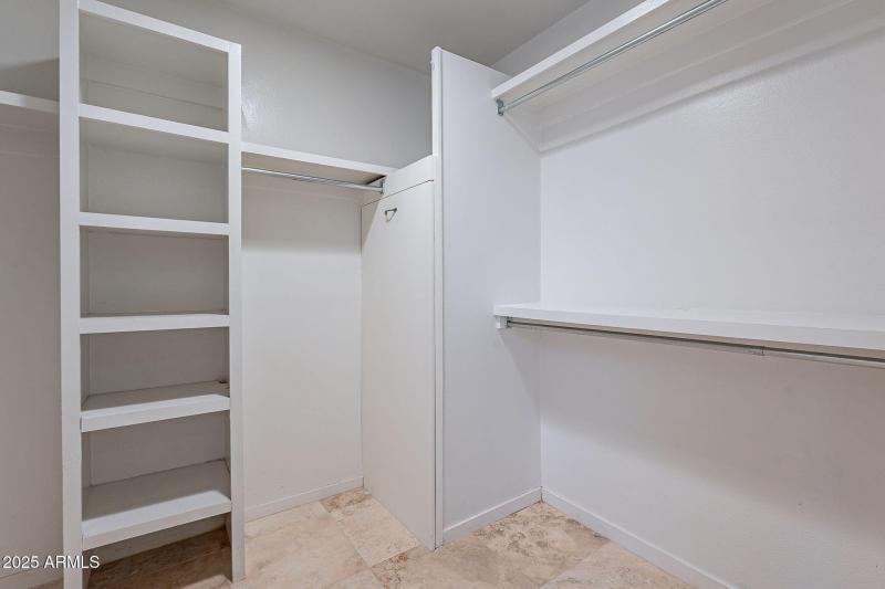 HUGE WALK IN CLOSET