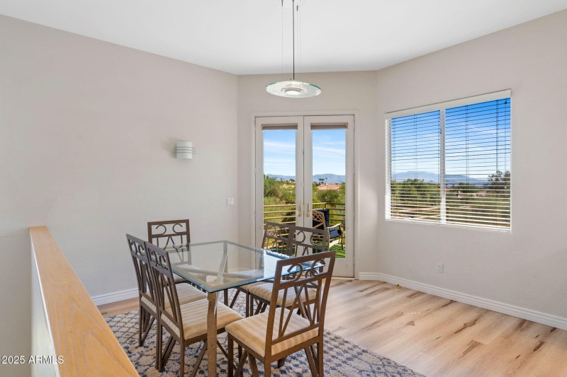 12-web-or-mls-15660-e-tepee-dr