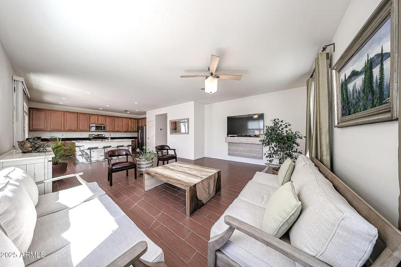 LARGE FAMILY AND KITCHEN AREA