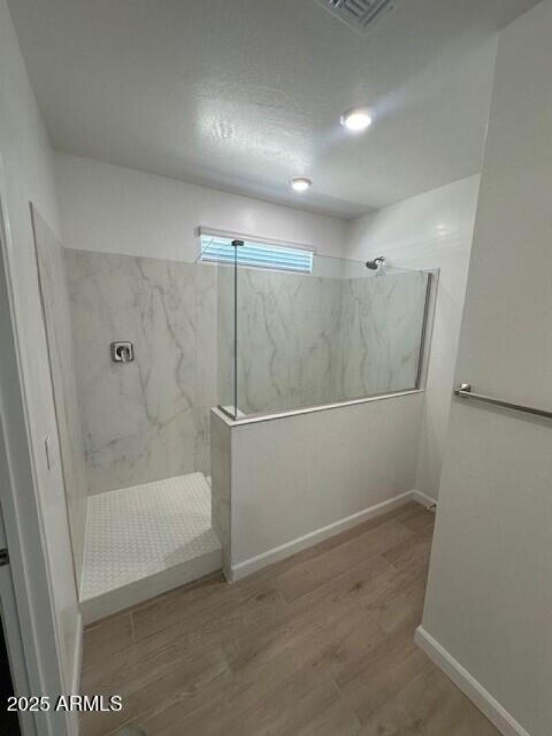 357 primary bed shower
