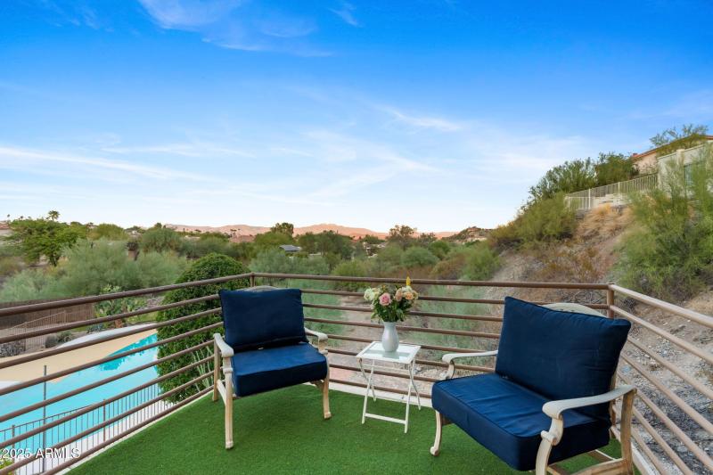 8-web-or-mls-15660-e-tepee-dr